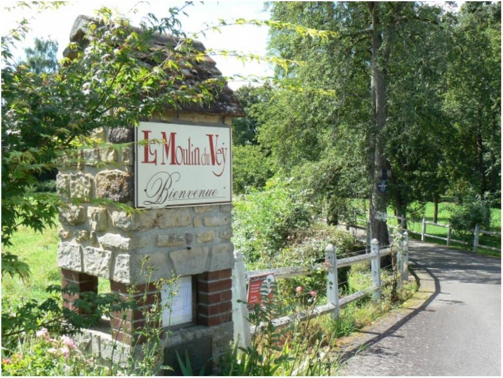 Chambres D'Hotes Du Moulin Du Vey Clécy Exteriör bild
